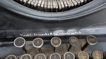 Retro psací stroj REMINGTON - 3