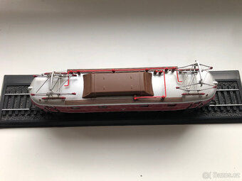 Model elektrické lokomotivy H0 - 3