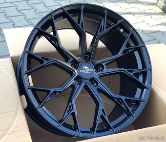 Alu kola 20” Forzza model Titan BLACK - 3