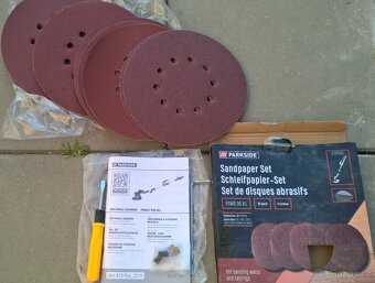 Žirafa - bruska na stěny a sádrokarton Parkside PWDS 920 B2 - 3