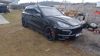 Porsche cayenne 4.8 V8 turbo Haman - 3