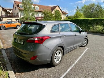 Hyundai i30 KOMBI 1.6i 88KW ČR - 3