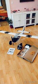 RC model Grand Tundra 1700mm - 3