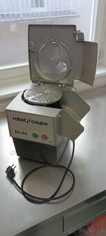 Krouhač na zeleninu a mlýnek na strouhanku - 3