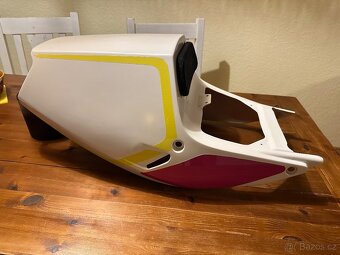 Yamaha yzf 750 podsedlová kapotáž monoposto - 3