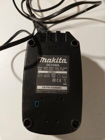Nabíjecí stanice makita - 3
