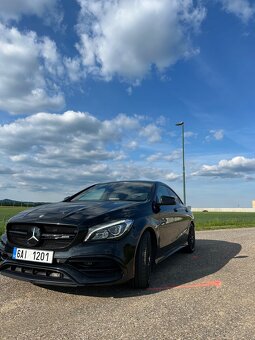 Mercedes-Benz CLA45 AMG - 3