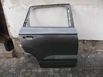 ŠKODA KAROQ 5 I BOČNÍ DVEŘE-SVĚTLA-DRŽÁKY - 3