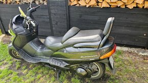 Skútr Suzuki Burgman 400 - 3