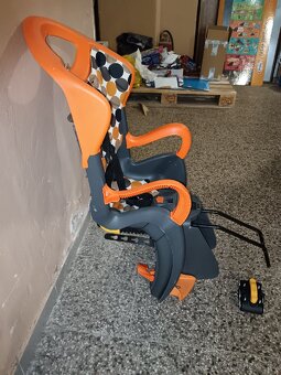 Dětská sedačka na kolo s úchytným držákem do 22kg - 3