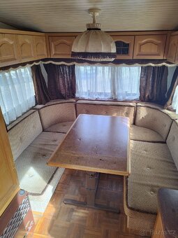 Karavan Hobby 400 - 3