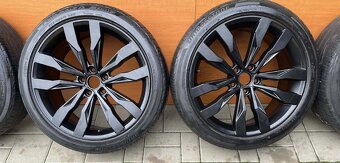 SUZUKA orig.VW 5x112 8jx19 ET 47 225 45 R19 letne - 3