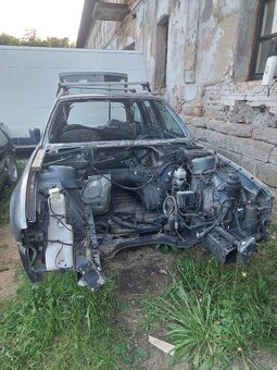 BMW E34 DÍLY - 3