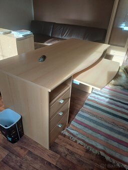 Psací stůl šířka 160 cm výška 75 cm, hloubka 75 cm - 3