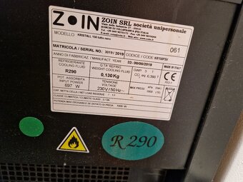 Chladící vitrína na zákusky - 3