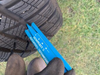 Pneu 205/55/r16 zimní - 3