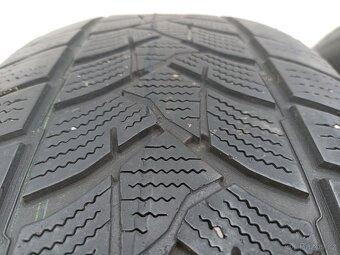 Zimní pneu 235/65R17 - 3