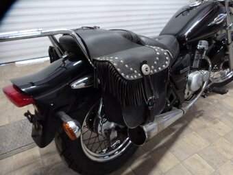 suzuki gz 125 Marauder - 3