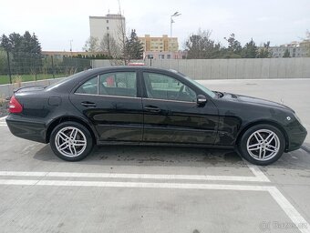 Mercedes-Benz W211 3.0 V6 automat po GO motoru, TOP stav - 3