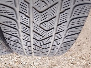 315/40/21 111v  Pirelli - zimní pneu 2ks - 3