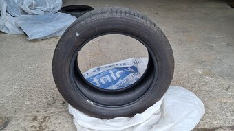 Pneu 225/55 R19 - 3