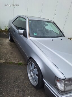 Mercedes w124 coupe - 3