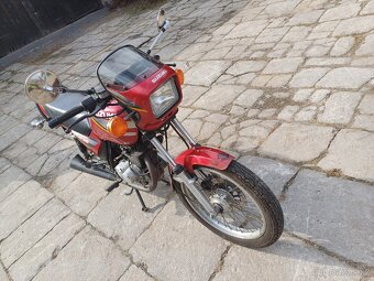 Suzuki 125 GS 125 SU - 3