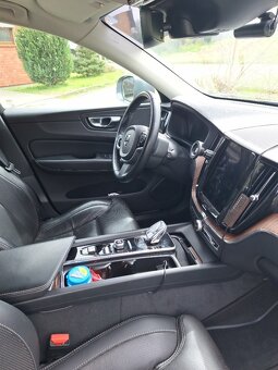 Volvo XC60 D5 173kw inscription, možnost odpočtu DPH - - 3