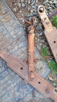 Zetor 6718/6911-ramena hydrauliky - 3