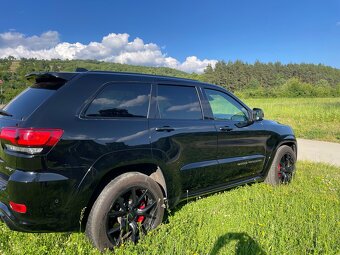 Jeep srt - 3