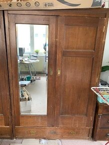 Starožitné skříně - 3