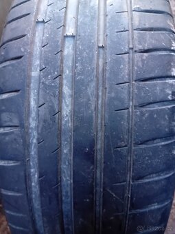 Prodám Sadu pneu 225/45/19 - 3