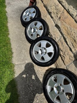 Alu kola Ford r14 - 3