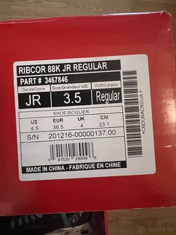 Prodám brusle CCM Ribcore 88K JR 3.5 - 3