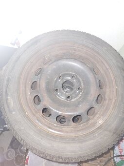 Zimni pneu YOKOHAMA 205/55 r16 s plechových disky 5x112 - 3