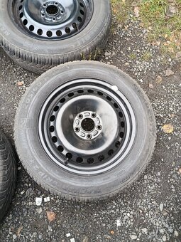 Zimní 205/60/16 Ford - 3