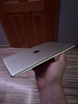 iPad 5. generace (2017) – 32 GB - 3