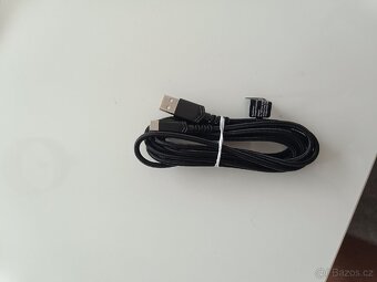 USB C, černý a bílý - 3