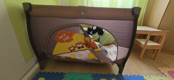 Přenosná skládací dětská postýlka - 3