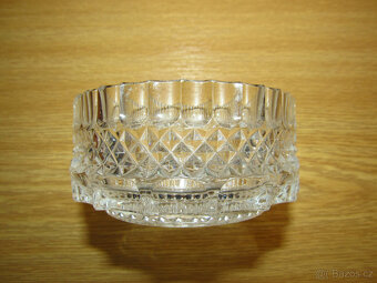 Skleněná broušená miska / popelník - 3