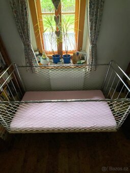 Retro kovová postýlka s matrací - 3