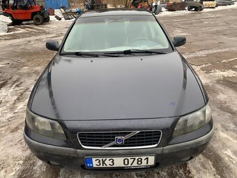 Volvo S60 2.4i 125kW na ND - 3