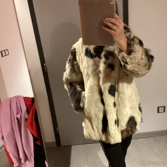 Kožíšek hnědobéžový pravý - 3