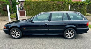 Bmw 5 e39 528i 142kw m52b28 cosmosschwarz metallic - 3