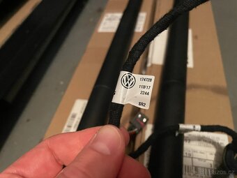 Vzpěry do kufru VW Passat B8 Variant (originál, použité) - 3