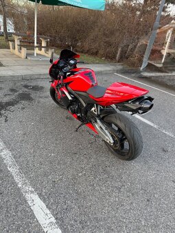 Honda CBR600RR 2006 - 3