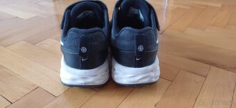Dětské běžecké boty Nike Revolution 6 - 3