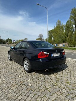 BMW E90 318i automat - 3