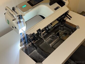 Zoje Industrial Sewing Machine with Table & Servo Motor | Li - 3
