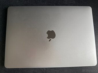 Macbook Air 2020 Na díly - 3